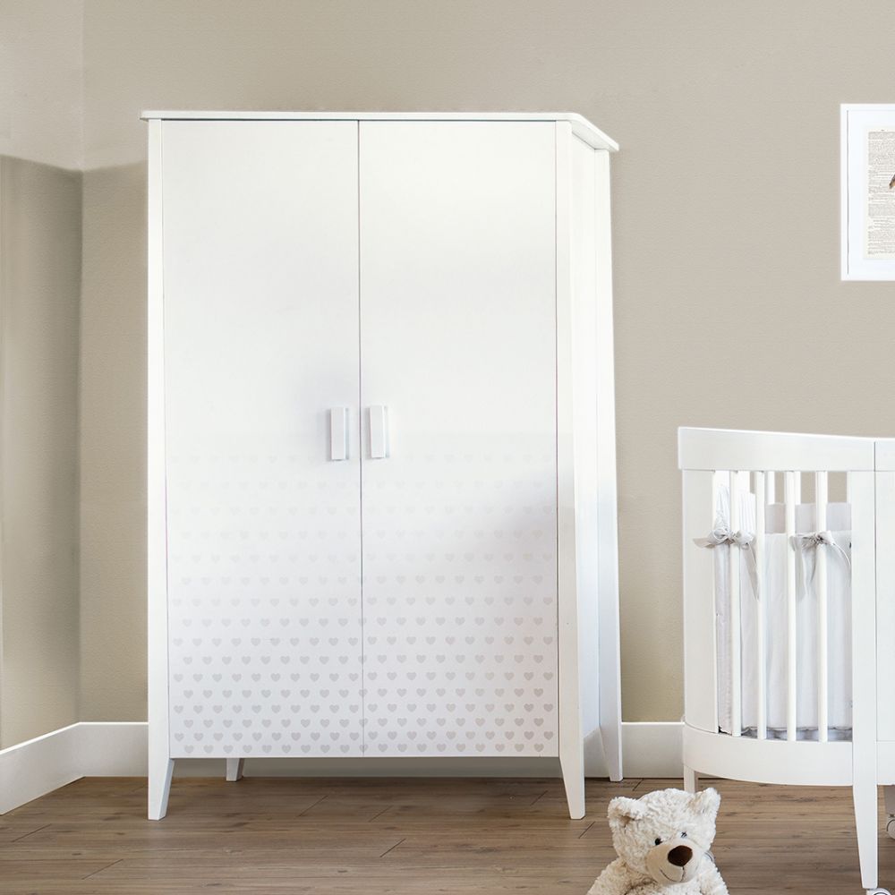 Hochwertige und besondere Babymöbel, Babybett und Wickelkommode mit